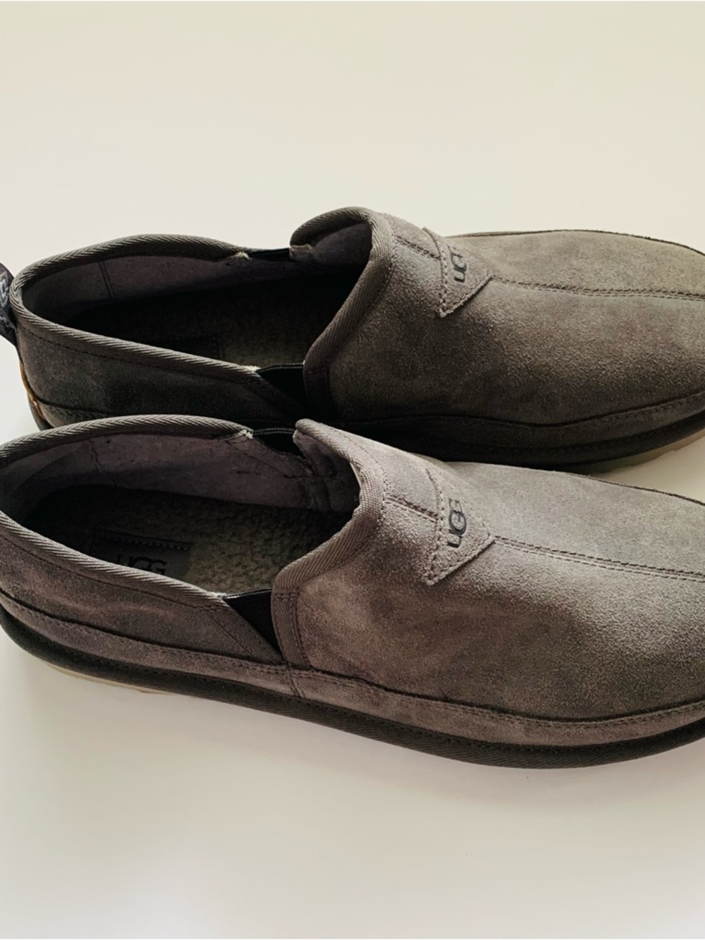 UGG Romeo Men’s Slip On Shoes